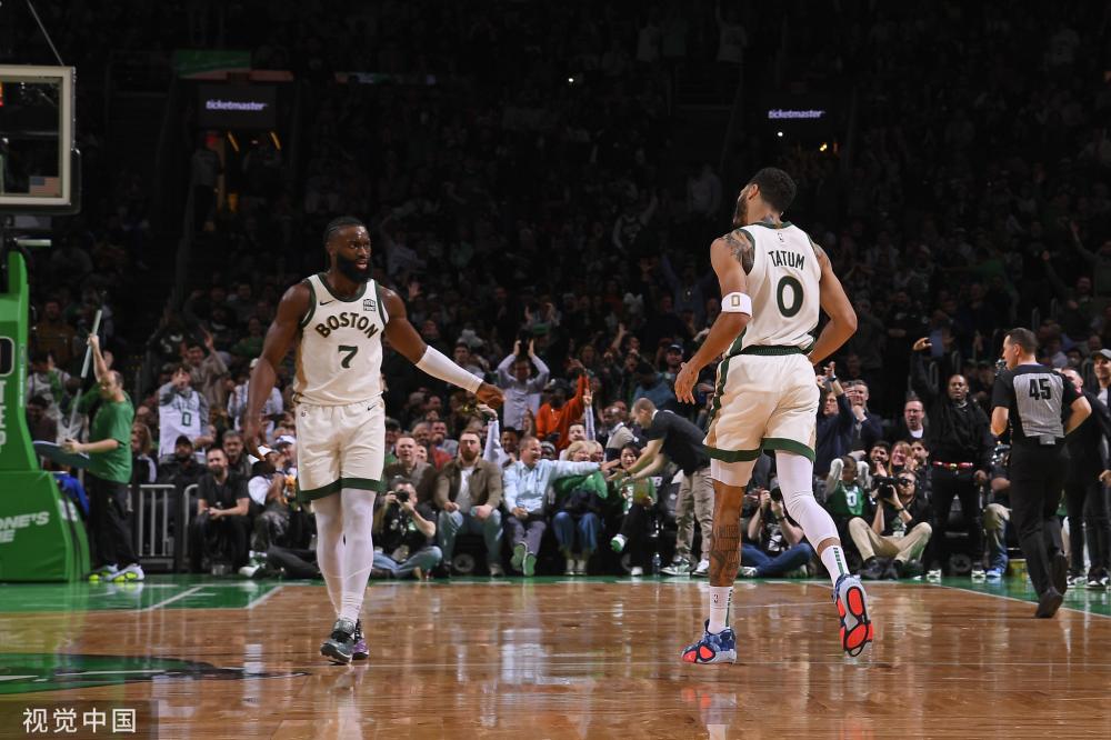 事隔多年 事隔多年