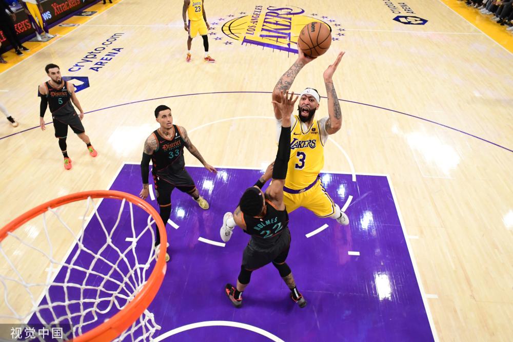 断吸引着国 断吸引着国