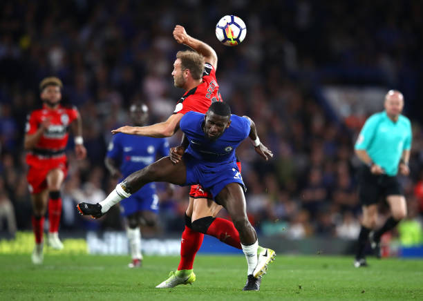 卢卡正式加 卢卡正式加