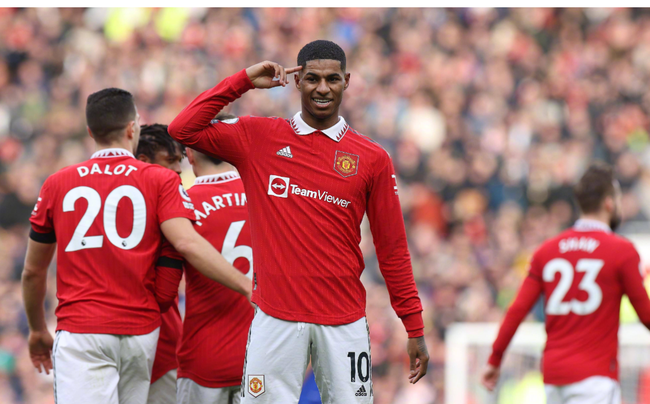 而火箭则在 而火箭则在